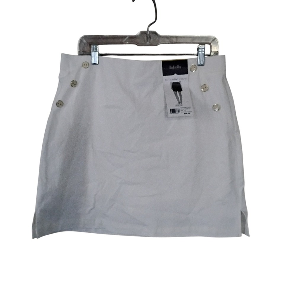 Rafaella Comfort Skort Snow White Gold Button Accent Stretch Size M RSBM9063